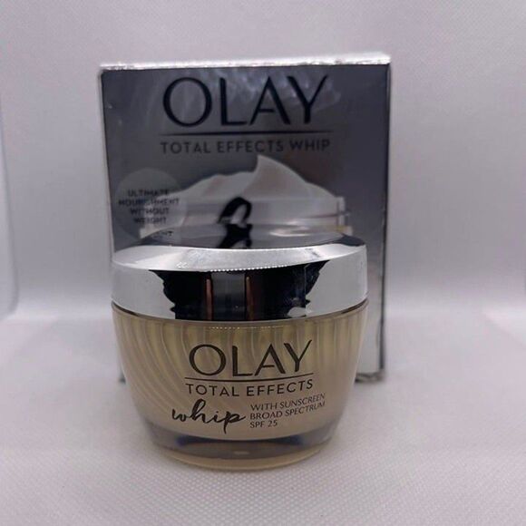 Olay Total Effects SPF Sunscreen Whip Face Moisturizer - Picture 5 of 10